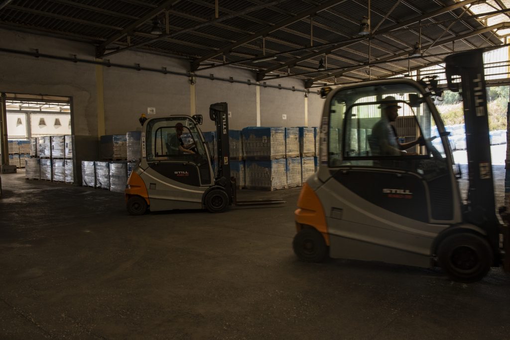 Moving the salt pallet